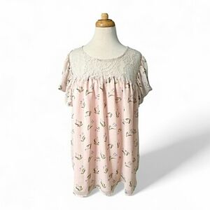 Suzanne Betro Light Pink Floral and Lace Top Size 3X